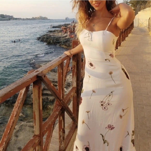 Flawed Reformation Prairie Gardenia Floral White Maxi Dress Boho Romantic Size 2 - Picture 5 of 16